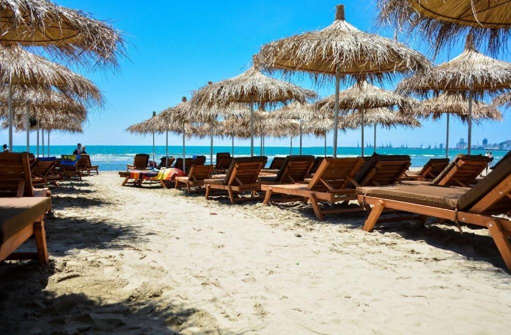 Luxurious Dreamy Seaside Apartment Durrës 외부 사진